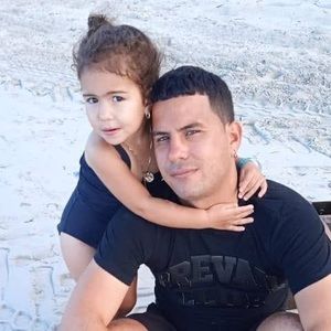 Meet your Posher, Adrian